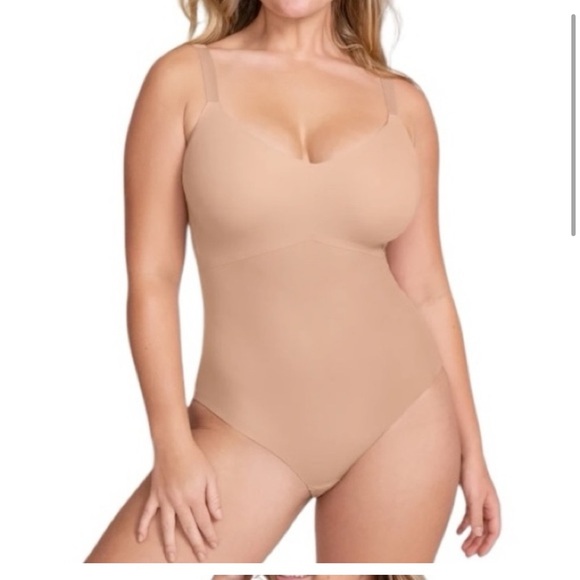 NEW HONEYLOVE Cami Bodysuit! Retail $ 99. - Picture 2 of 5